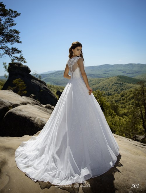 https://www.sposa-lia.com/images/stories/virtuemart/product/301      (3).jpg
